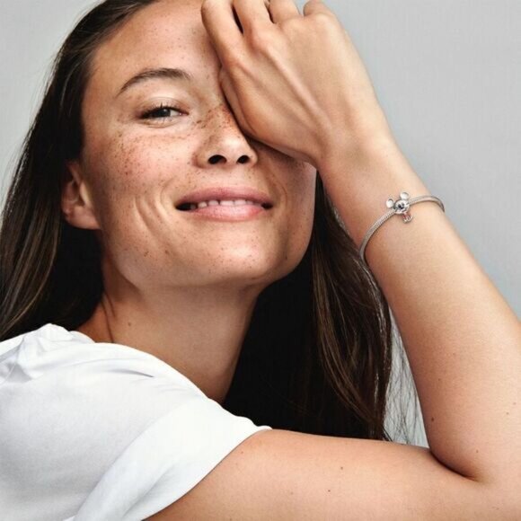 Disney Mickey Mouse Red Trousers Charm - Picture 5 of 6